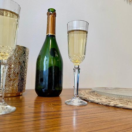 Joli Appartement Au Coeur De Ville Chateau-Thierry Luaran gambar